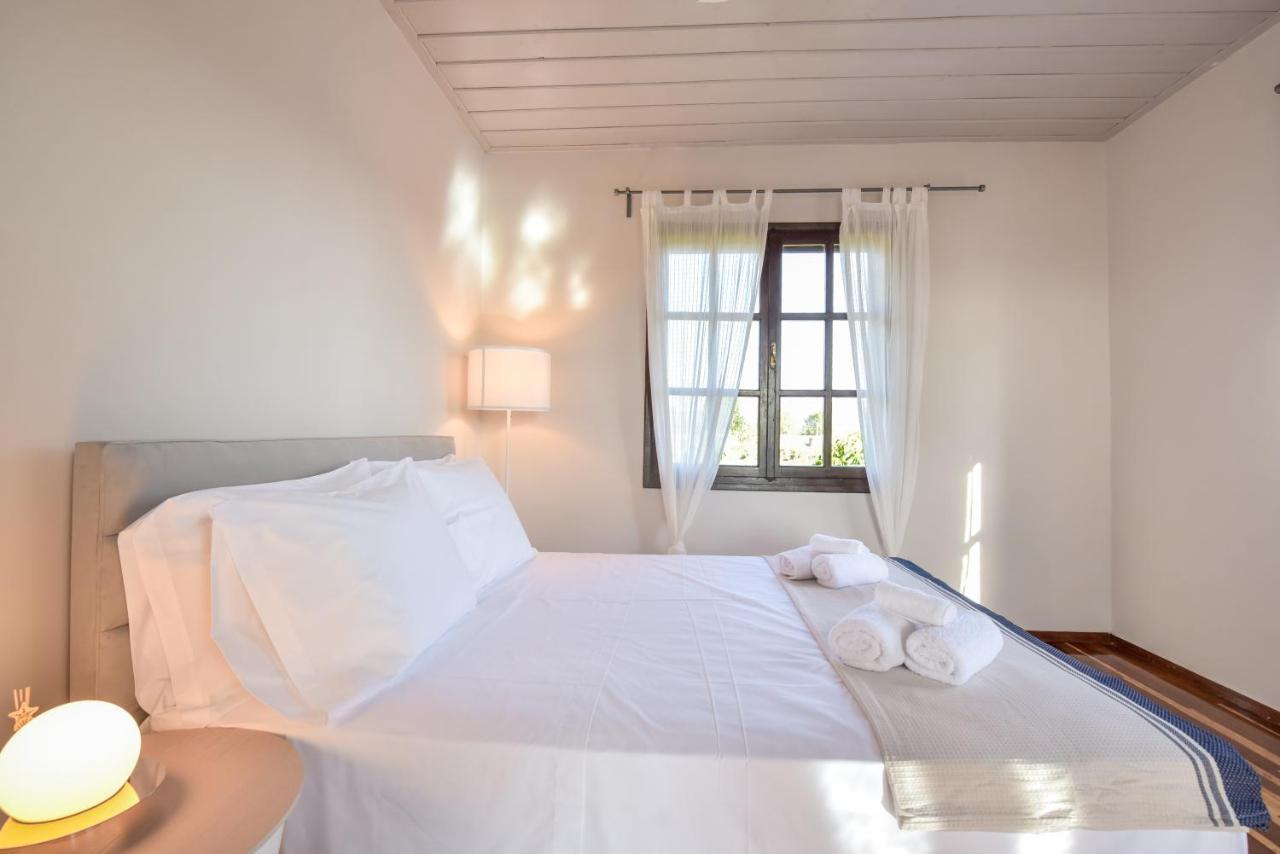 Alexandre Maison Beachfront Gialova Vacation Home Exterior photo
